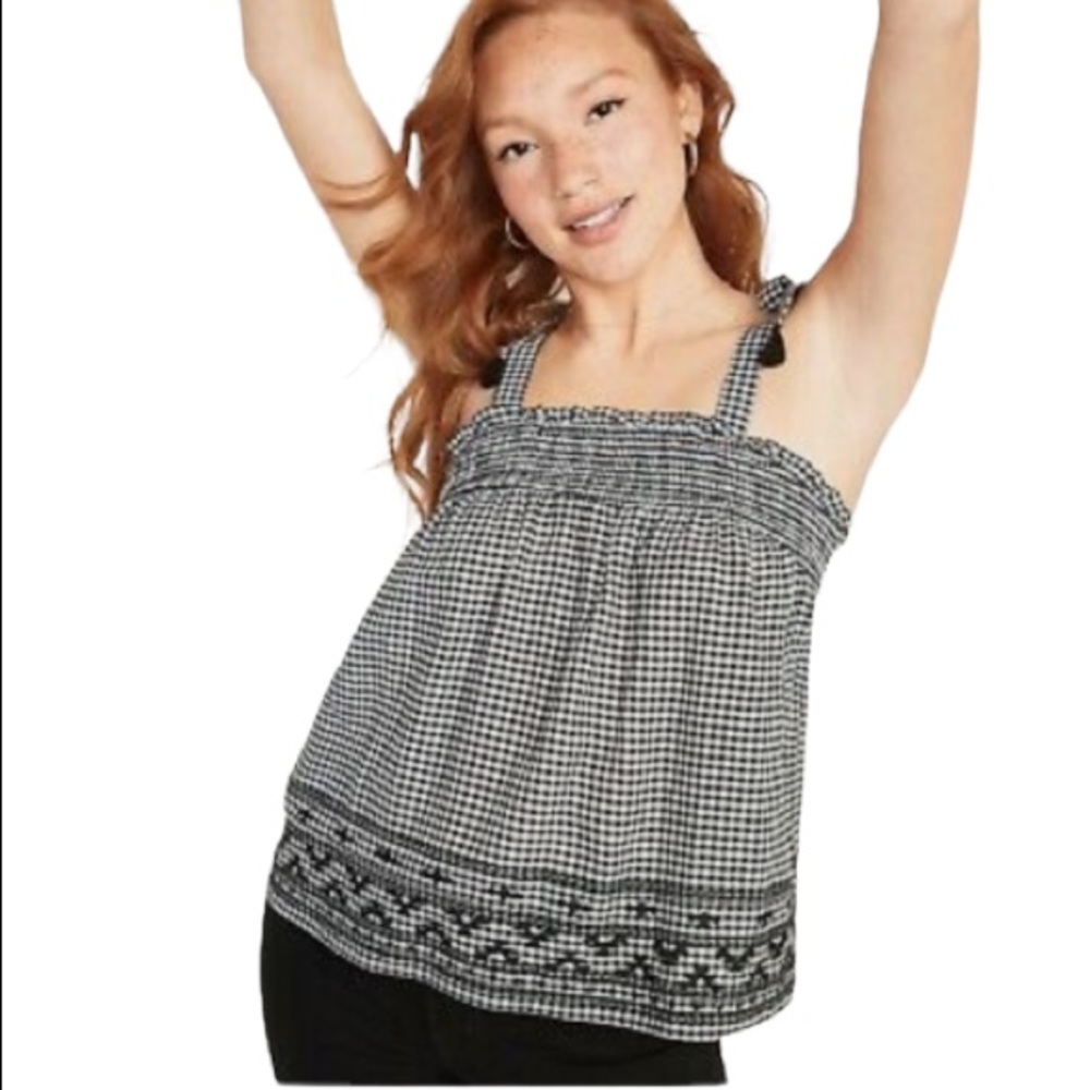 Old Navy Gingham Top size Small